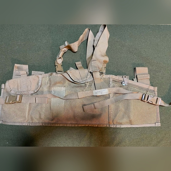USMC Surplus Chest Rig - Picture 2 of 4